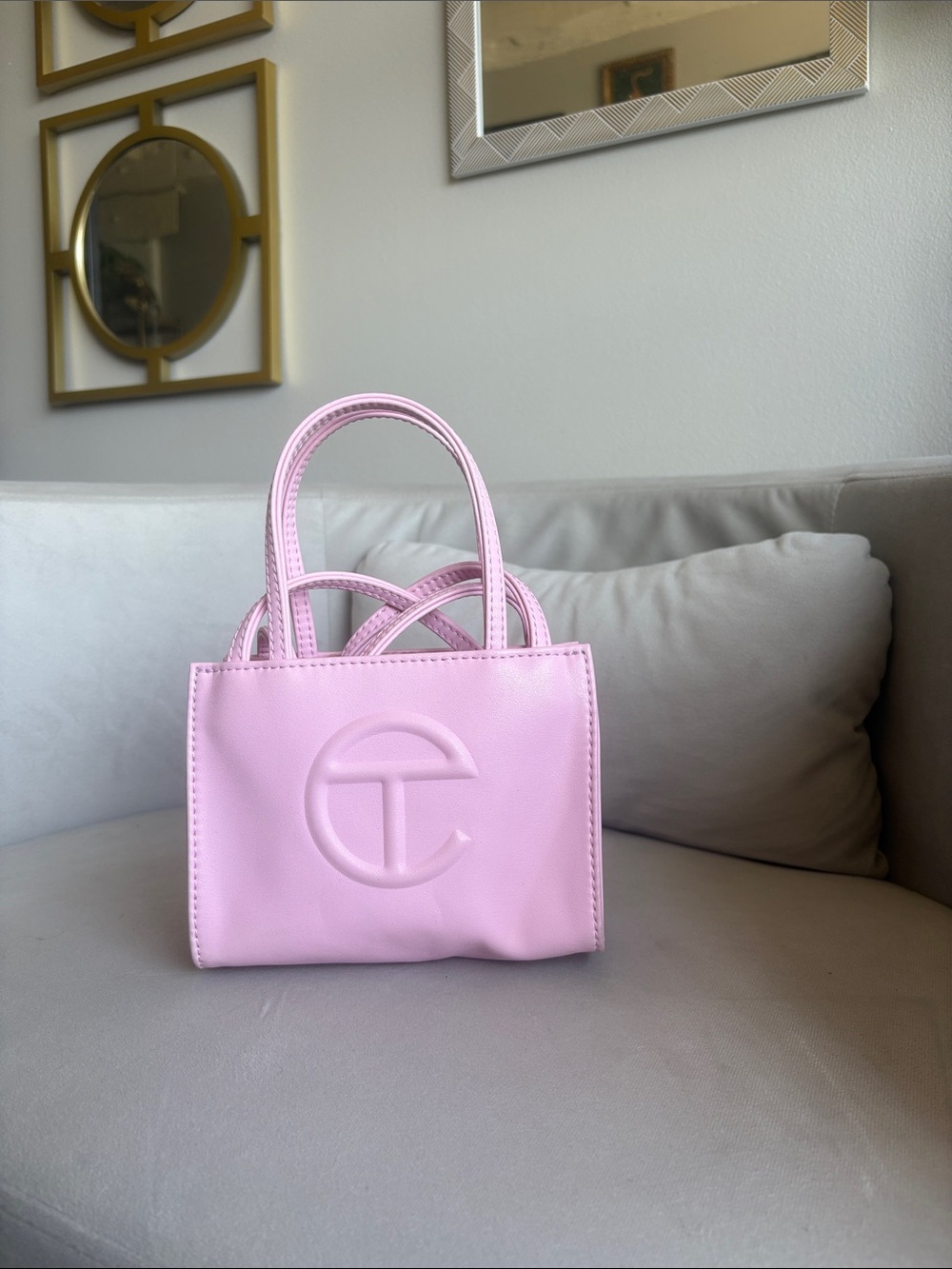 Pink Mini Telfar bag - Picture 2 of 3